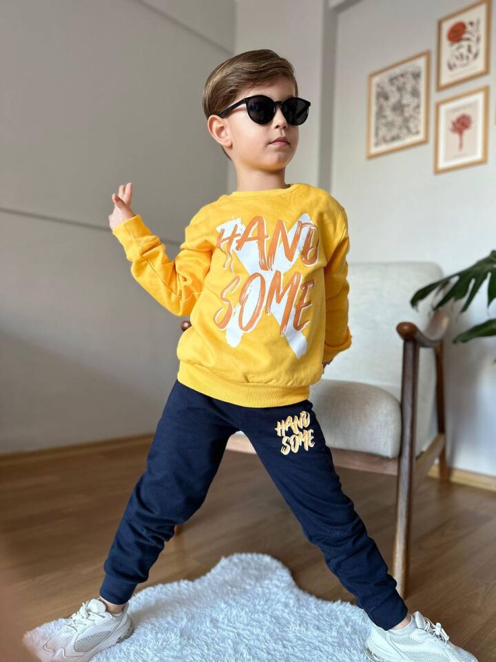 HANDSOME Desenli Bisiklet Yaka Efsane Takım