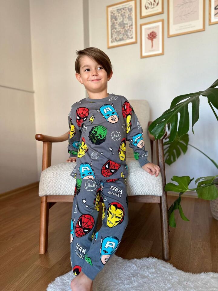 Super Kahraman Desenli Bisiklet Yaka Erkek Pijama Takımı