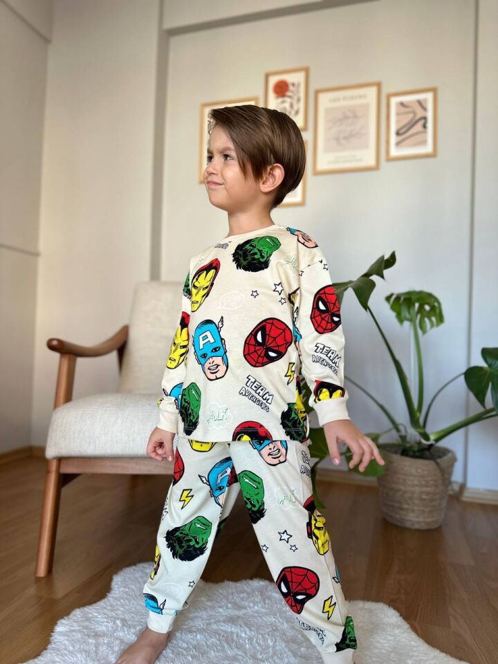 Super Kahraman Desenli Bisiklet Yaka Erkek Pijama Takımı