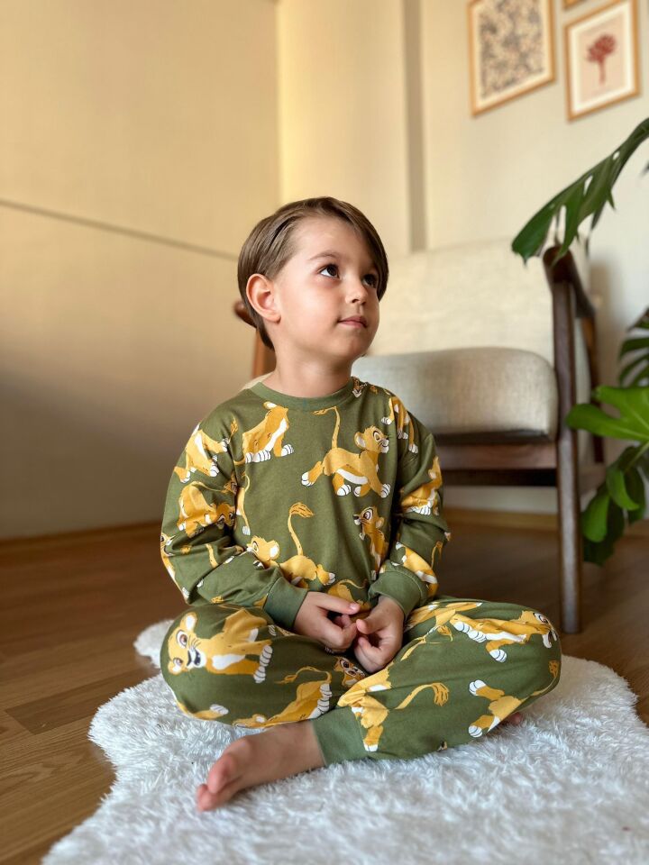 SİMBA DESENLİ Erkek Pijama Takımı