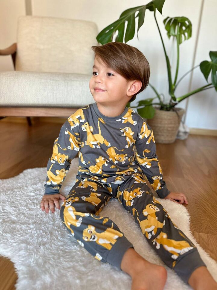 SİMBA DESENLİ Erkek Pijama Takımı