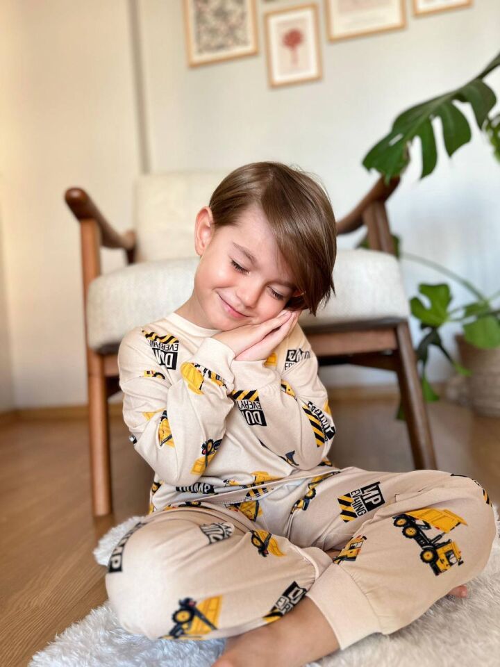 KEPÇE Desenli Pijama Takımı
